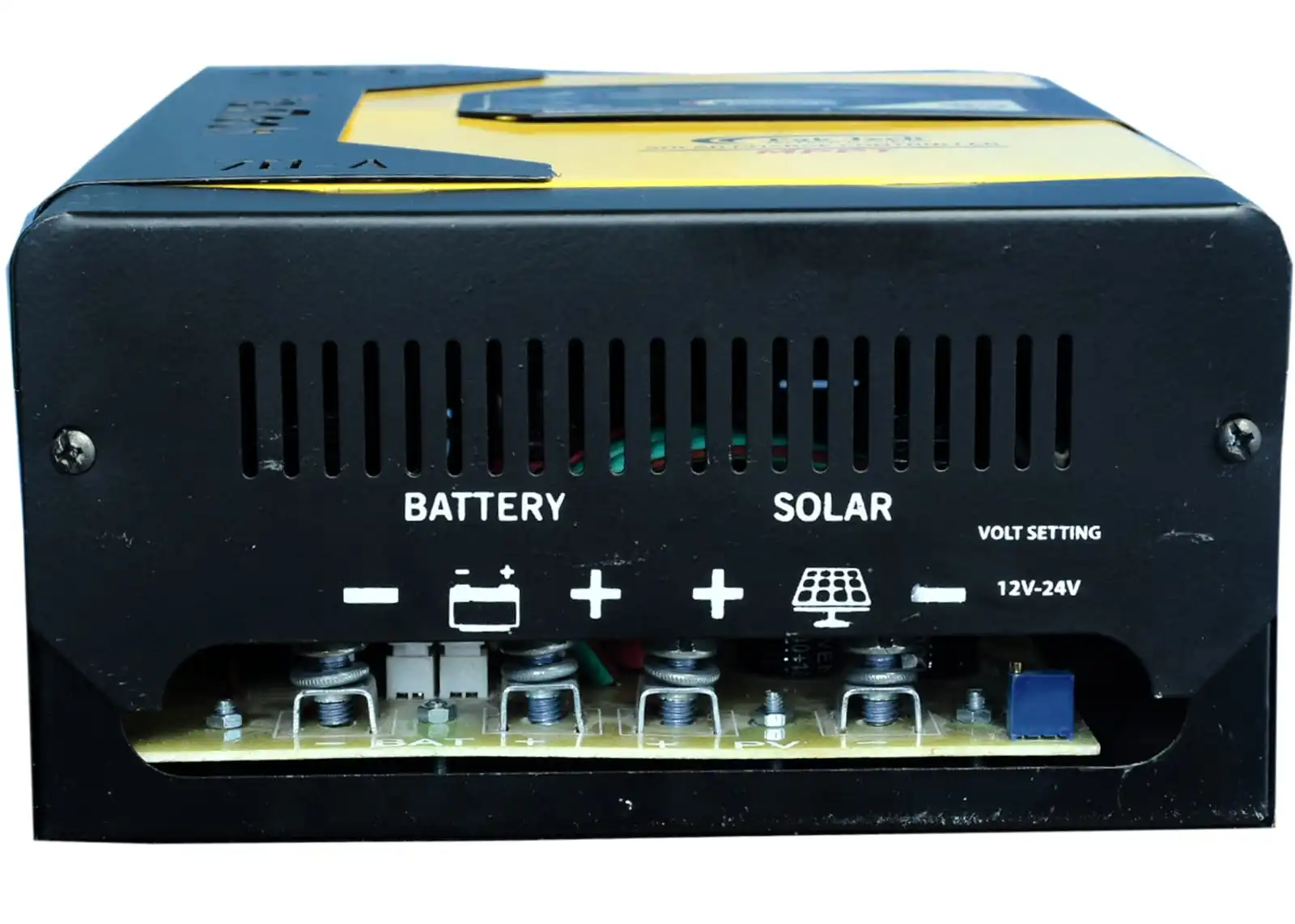 pak-tech-mppt-charge-controller-70-ampere-4.webp